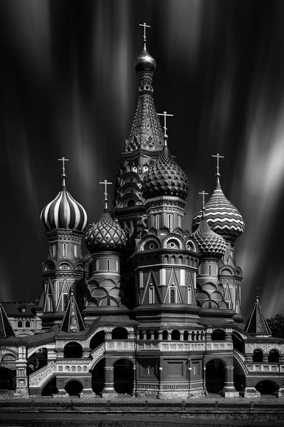 Вид на Храм Василия Блаженного на Красной площади в Москве